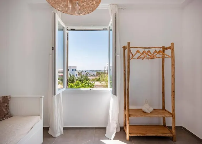 Pounta, 2br W Shared Pool, Fiora Ii Διαμέρισμα