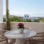 Apartment Pounta, 2br W Shared Pool, Fiora Ii