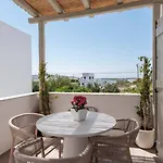 Pounta, 2br W Shared Pool, Fiora Ii Apartment