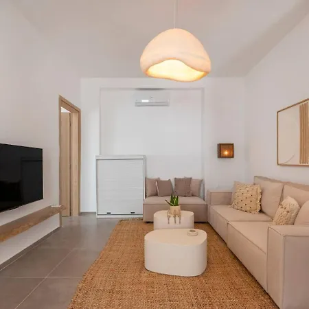 Pounta, 2br W Shared Pool, Fiora Ii