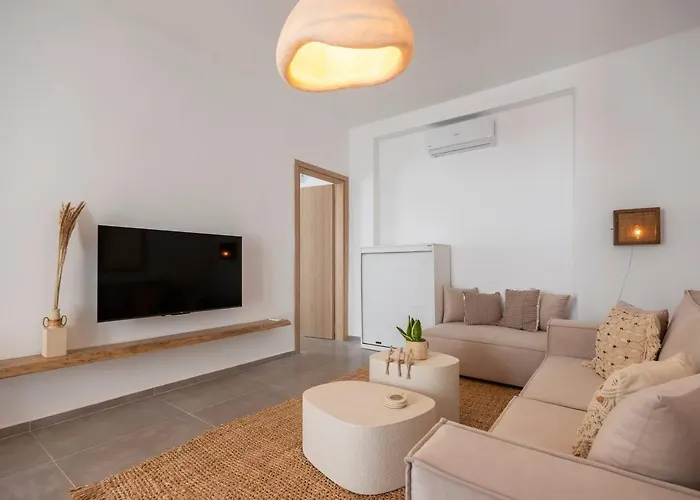 Pounta, 2br W Shared Pool, Fiora Ii Pounda