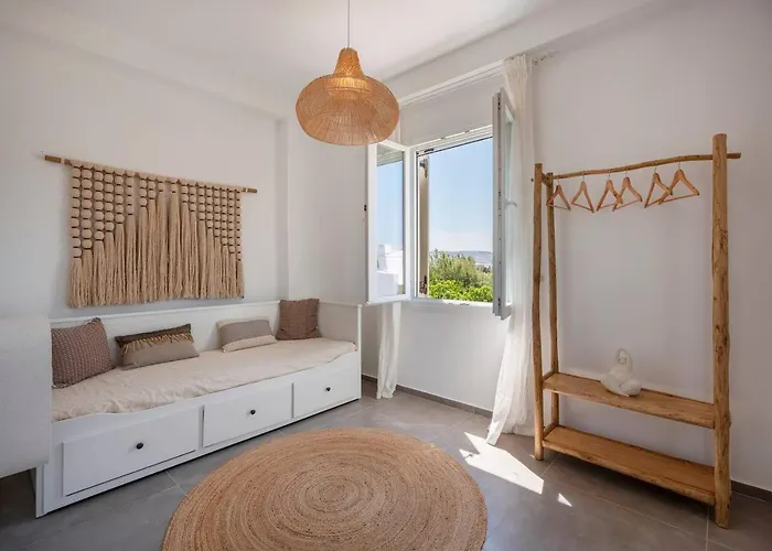 Pounta, 2br W Shared Pool, Fiora Ii *